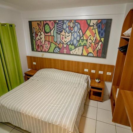 Golden Dolphin Grand Hotel - Suite Калдас Новас Екстериор снимка